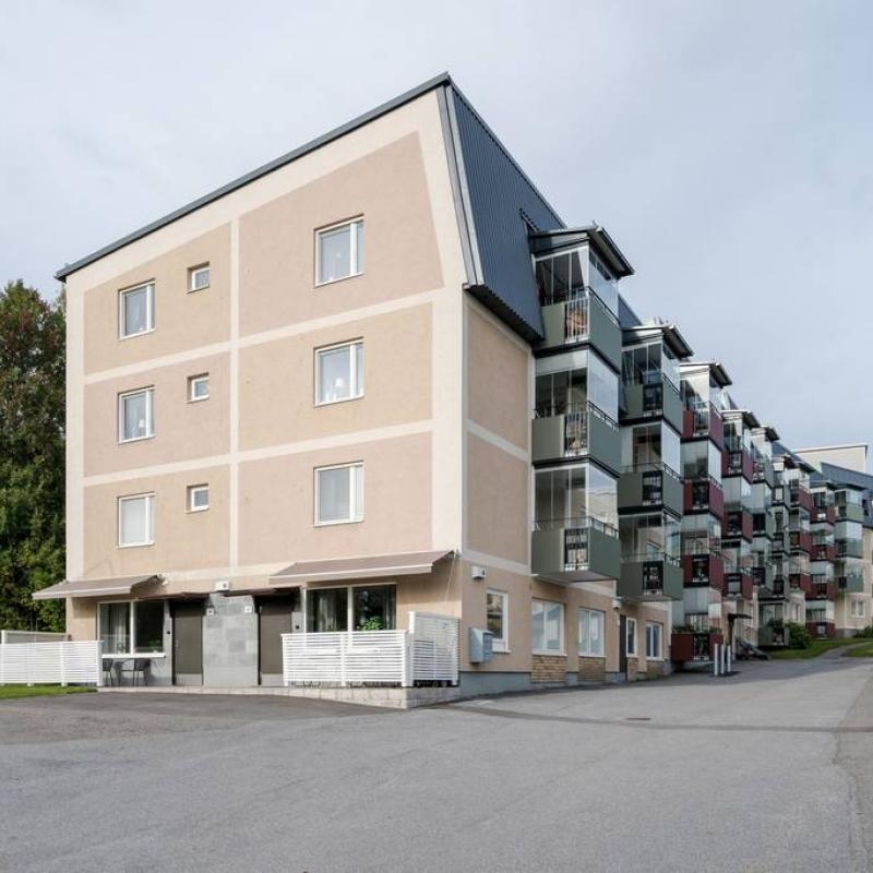 I denna fastighet har vi utfört relining av samlingsledning i bottenplattan + grenförstärkningar.