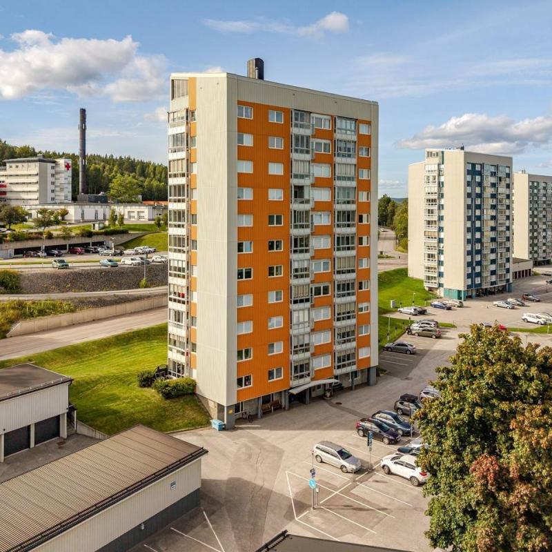 Relining av 103 lägenheter inkusive stammar och källarledningar i 2 fastigheter